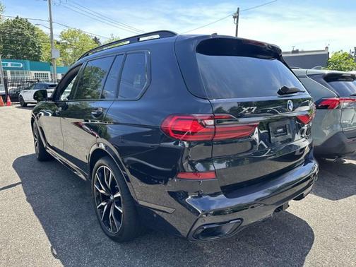 2021 BMW X7 xDrive40i