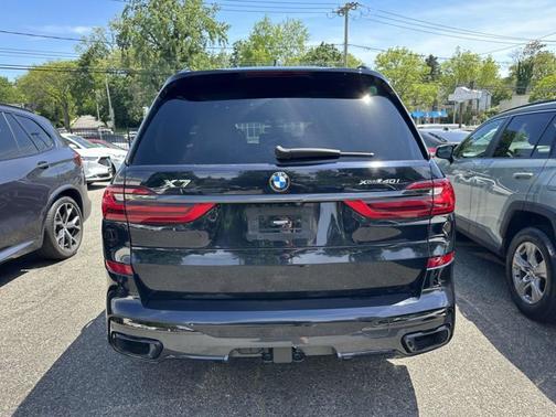 2021 BMW X7 xDrive40i