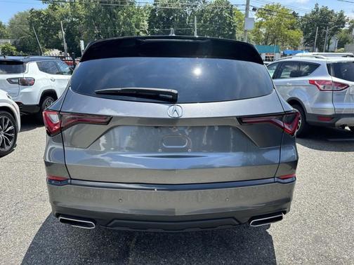 2022 Acura MDX w/A-Spec Package