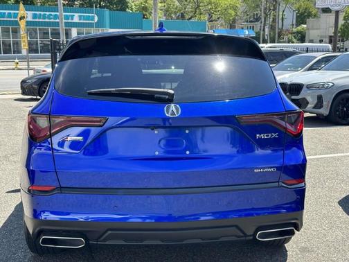 2022 Acura MDX w/A-Spec Package