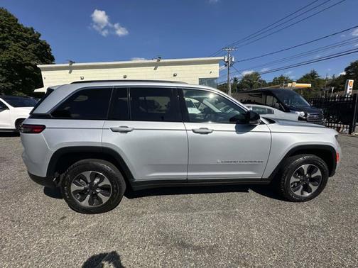 2022 Jeep Grand Cherokee 4xe 