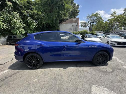 2022 Maserati Levante Modena