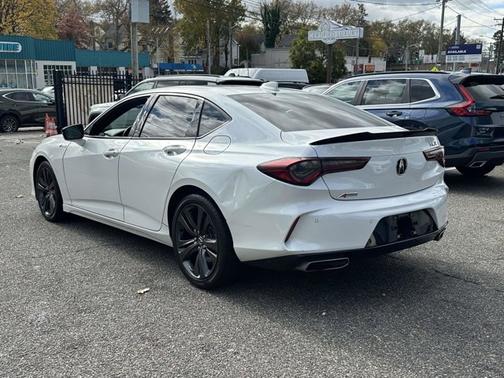 2022 Acura TLX w/A-Spec Package