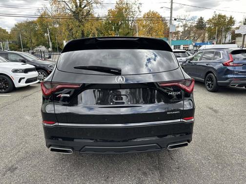 2022 Acura MDX w/A-Spec Package