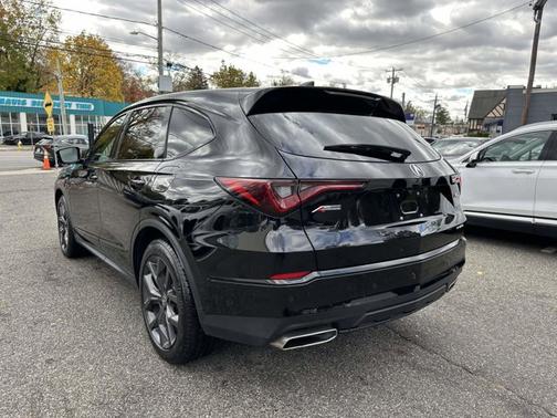 2022 Acura MDX w/A-Spec Package