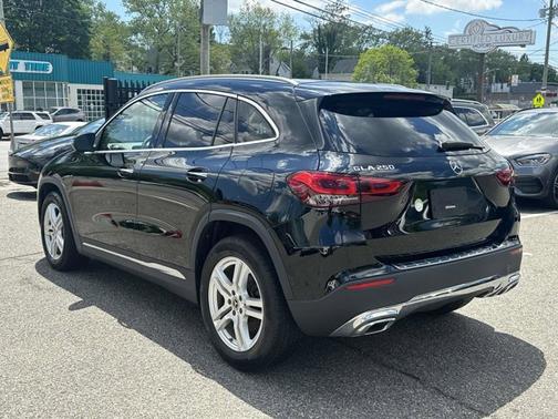 2021 Mercedes-Benz GLA 250 Base 4MATIC