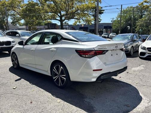 2022 Nissan Sentra SR