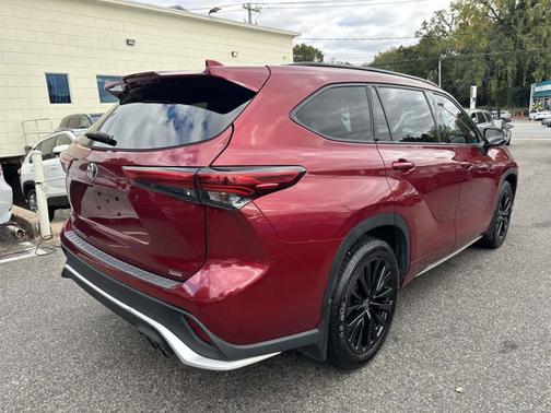 2023 Toyota Highlander XSE