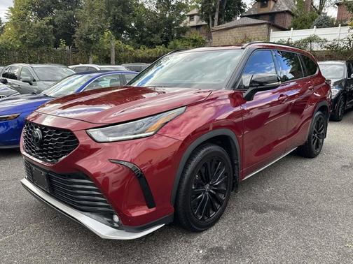 2023 Toyota Highlander XSE