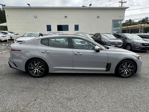 2023 Kia Stinger GT-Line
