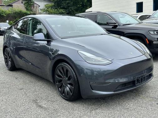 2023 Tesla Model Y Performance