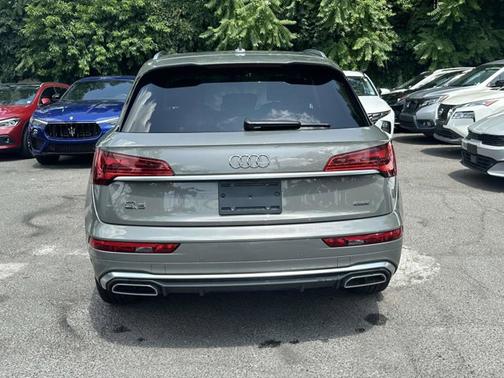 2023 Audi Q5 S line Premium Plus