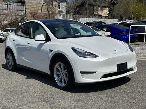 2022 Tesla Model Y Long Range