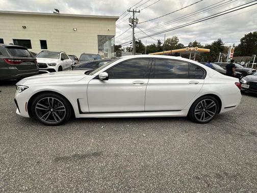 2020 BMW 740 740i xDrive