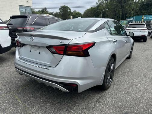 2022 Nissan Altima 2.5 SL