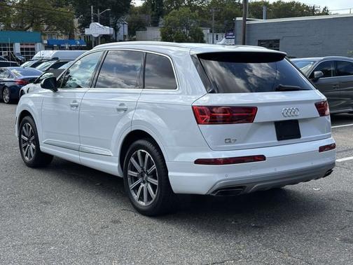 2019 Audi Q7 2.0T Premium Plus