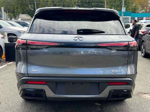2023 INFINITI QX60 PURE