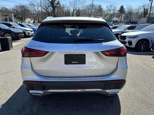 2021 Mercedes-Benz GLA 250 Base 4MATIC