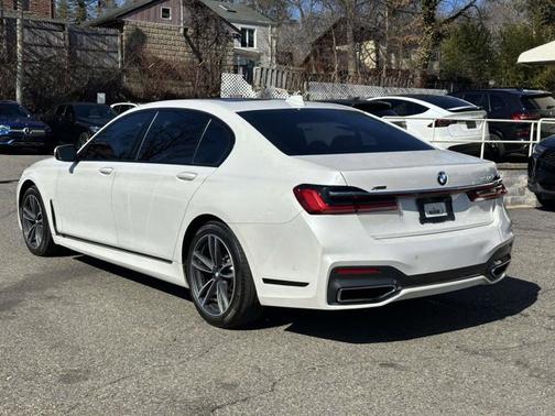 White 2020 BMW 750 i xDrive