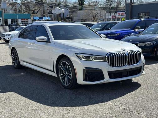 White 2020 BMW 750 i xDrive