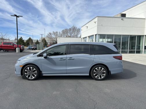2025 Honda Odyssey 