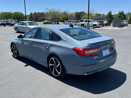 Sonic Gray Pearl 2022 Honda Accord Hybrid