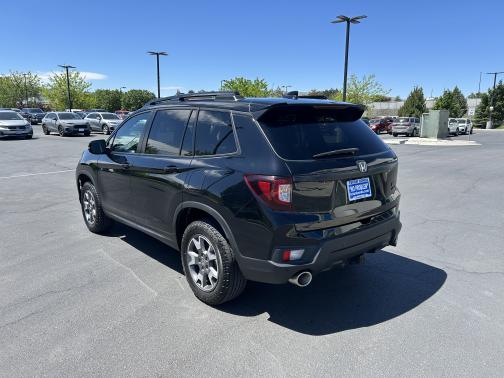 Crystal Black Pearl 2023 Honda Passport