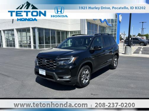 Crystal Black Pearl 2023 Honda Passport