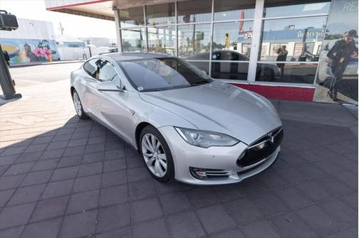 2015 Tesla Model S 70