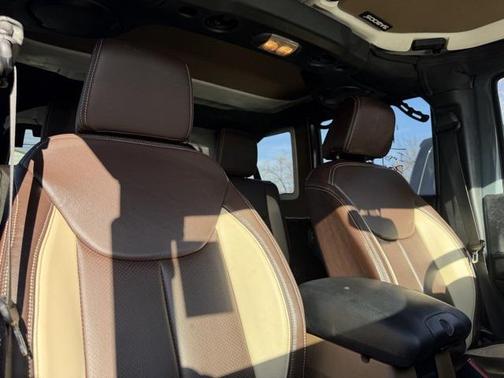 2014 Jeep Wrangler Unlimited Rubicon