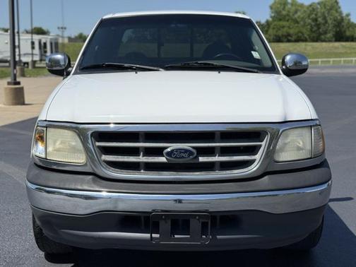 2000 Ford F-150 XL