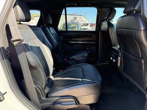 WHITE PLATINUM MET TRI-COAT 2018 Ford Expedition Limited