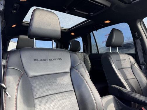 2022 Honda Pilot AWD Black Edition