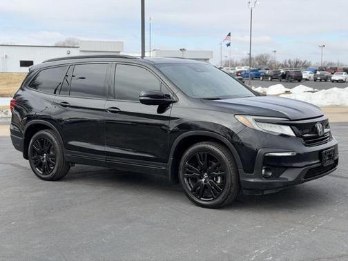 2022 Honda Pilot AWD Black Edition