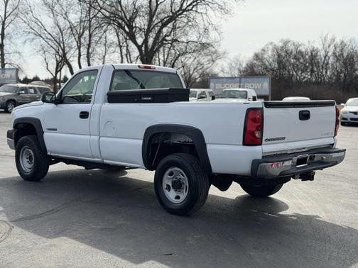 2006 Chevrolet Silverado 2500 Work Truck