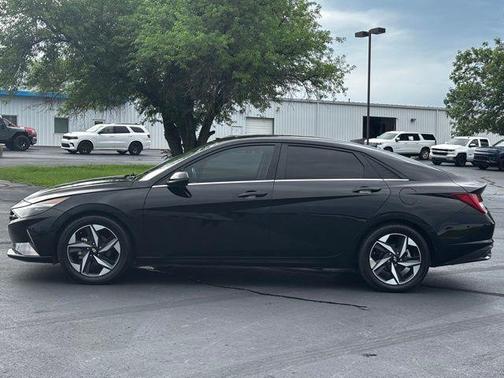 Phantom Black 2023 Hyundai ELANTRA Limited