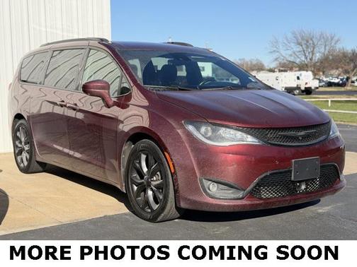 2019 Chrysler Pacifica Touring-L Plus