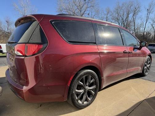 2019 Chrysler Pacifica Touring-L Plus