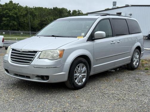 2010 Chrysler Town & Country Touring