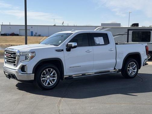 2022 GMC Sierra 1500 SLT