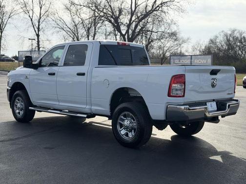 2024 RAM 2500 Tradesman Crew Cab 4x4 6'4' Box