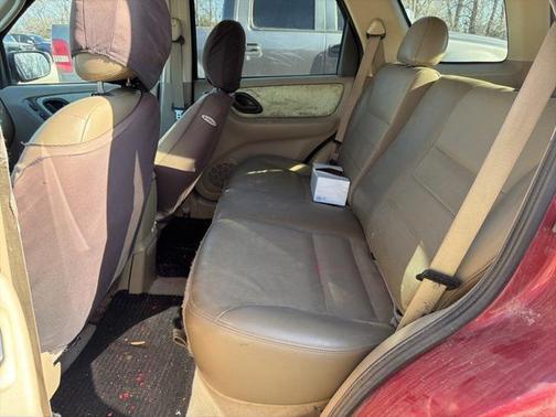 2004 Ford Escape XLT