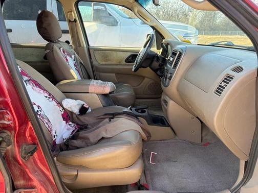 2004 Ford Escape XLT