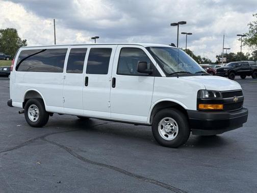 2025 Chevrolet Express 3500 RWD 3500 Extended Wheelbase LS