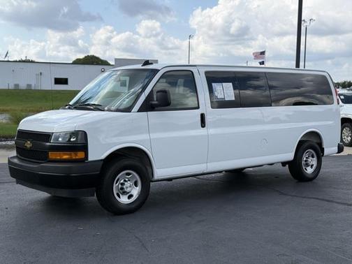 2025 Chevrolet Express 3500 RWD 3500 Extended Wheelbase LS