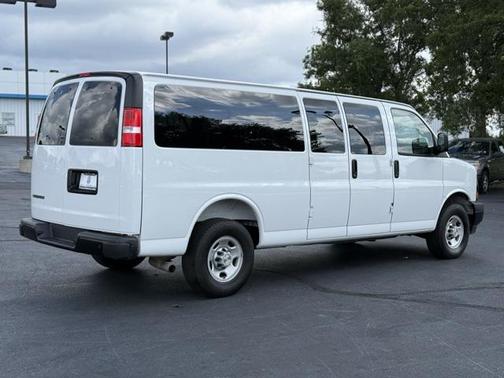 2025 Chevrolet Express 3500 RWD 3500 Extended Wheelbase LS
