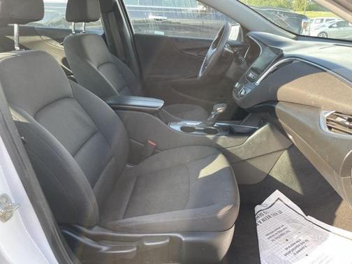 2021 Chevrolet Malibu FWD LT