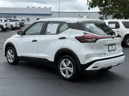 2022 Nissan Kicks S