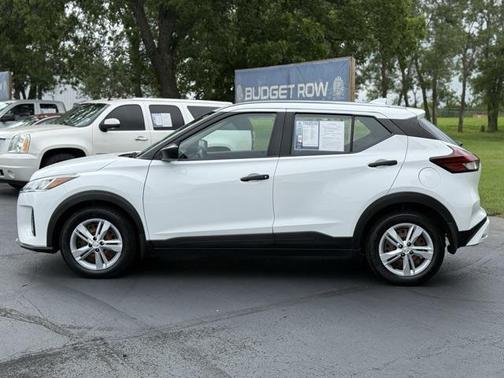 2022 Nissan Kicks S