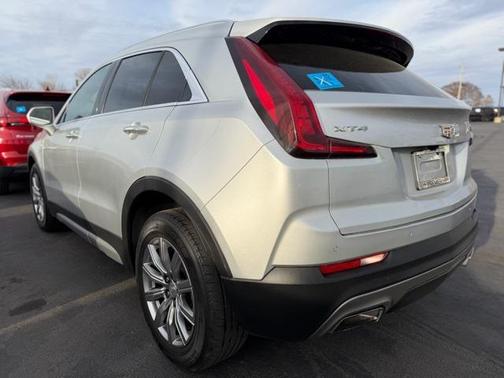 2020 Cadillac XT4 Premium Luxury